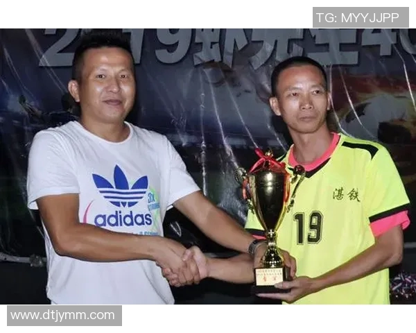 代尔字的足球明星们如何在绿茵场上书写传奇与荣耀的篇章