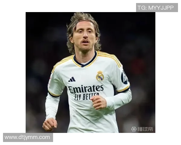 足球明星退役时演唱的经典歌曲盘点与背后的感人故事