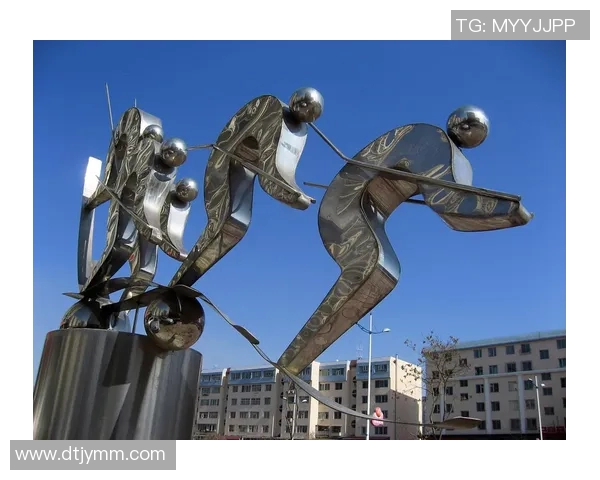 足球明星雕塑真人版展现运动之美与艺术魅力的完美结合